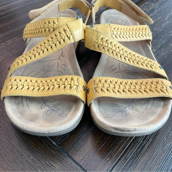 Naturalizer Eliora Leather Strap Sandals in Goldenrod - Picture 9 of 9